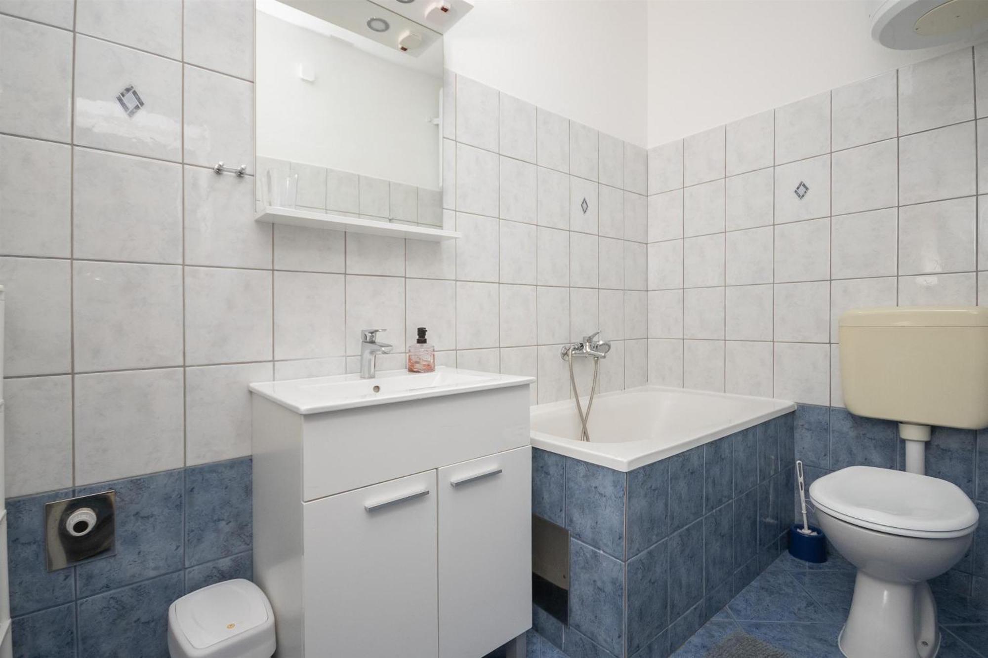 Apartments Ivan - With Parking Omis Exterior photo