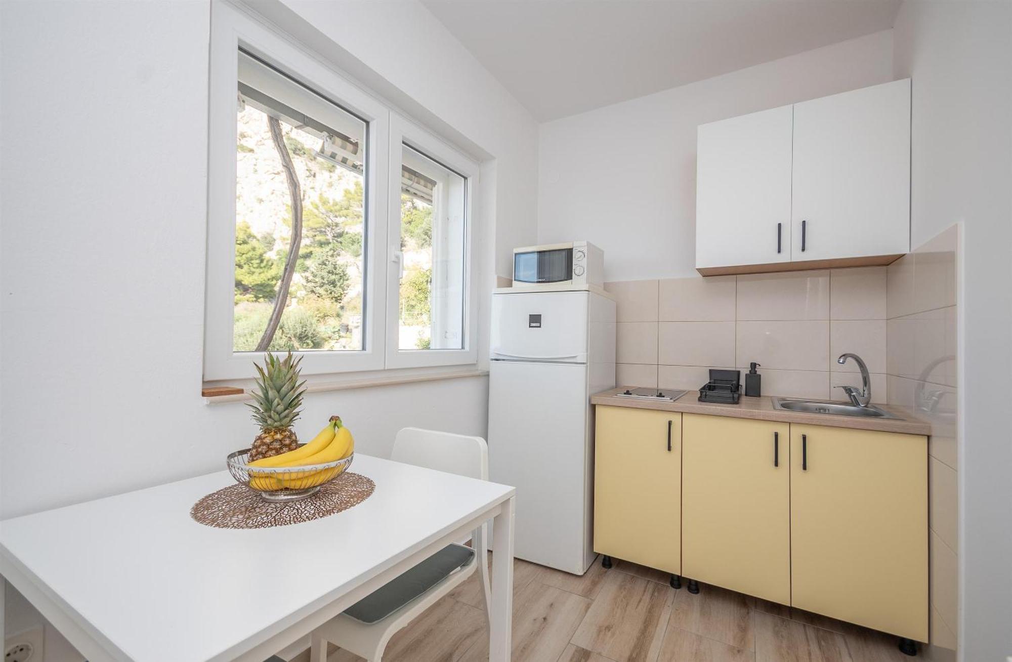 Apartments Ivan - With Parking Omis Exterior photo